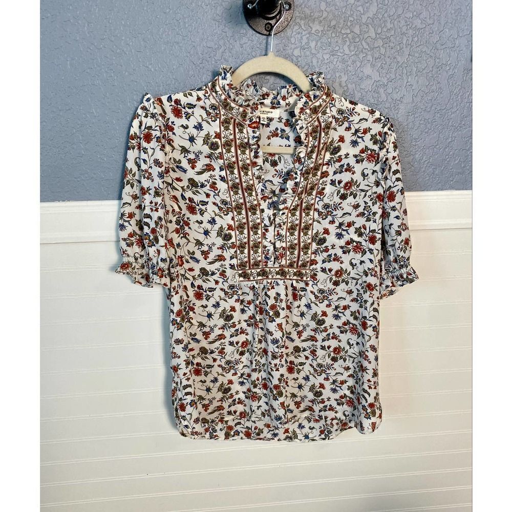 Max Studio Woman White Floral V-Neck Short Sleeve Blouse Women's Size XS